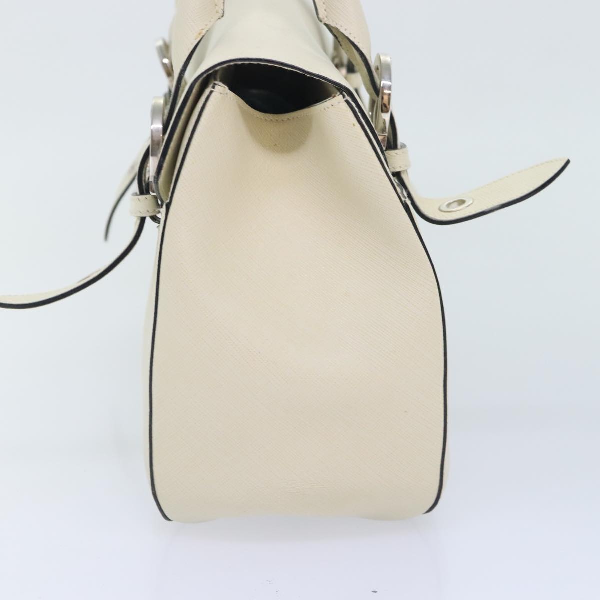 Salvatore Ferragamo Gancini Hand Bag Leather White Silver Auth 91846