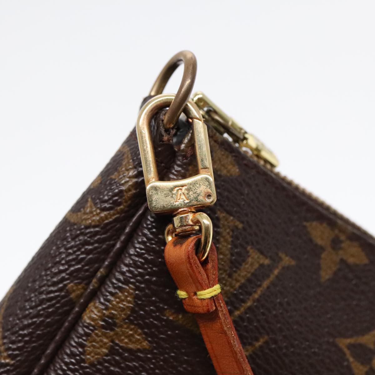 LOUIS VUITTON Monogram Pochette Accessoires Pouch M51980 LV Auth 91860