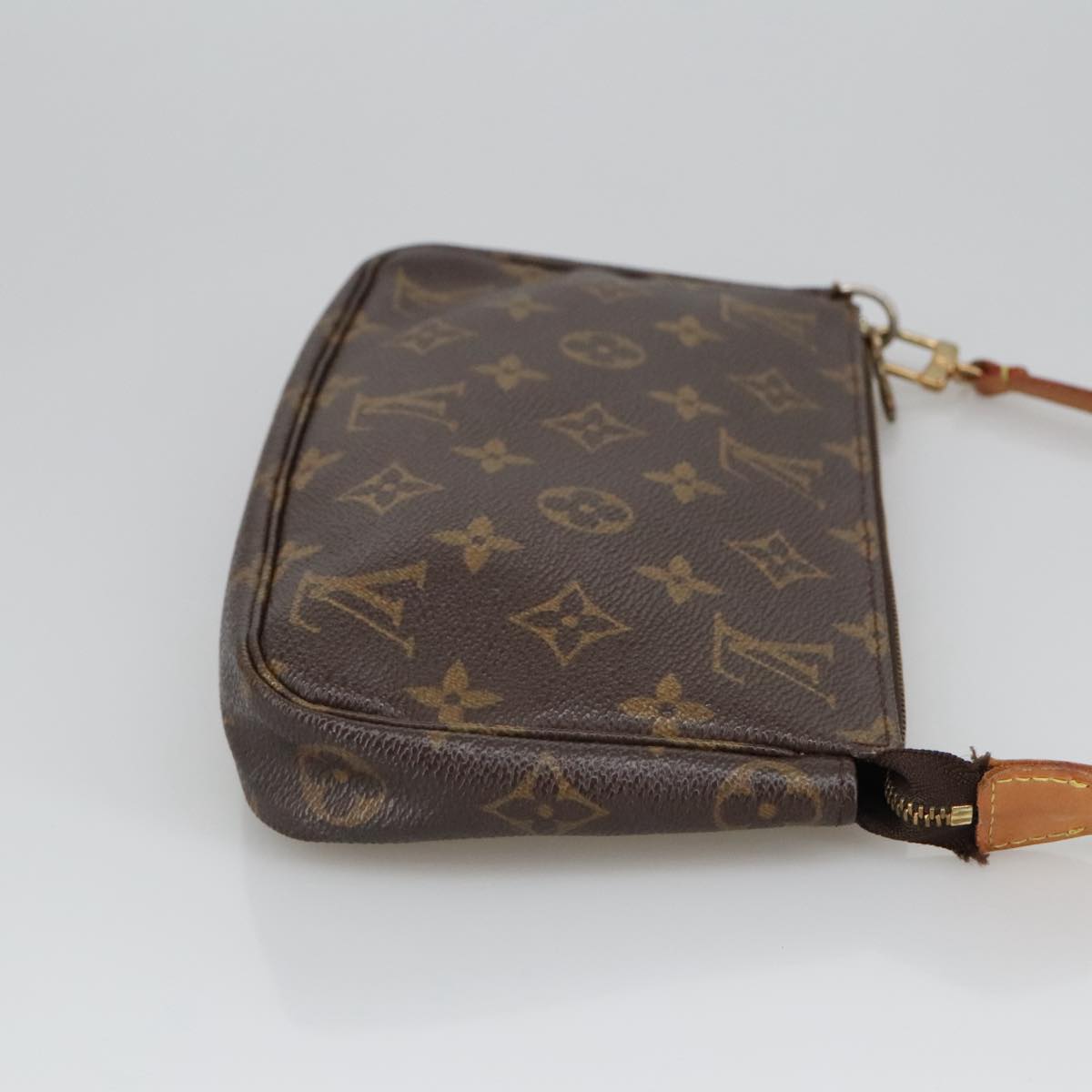 LOUIS VUITTON Monogram Pochette Accessoires Pouch M51980 LV Auth 91879