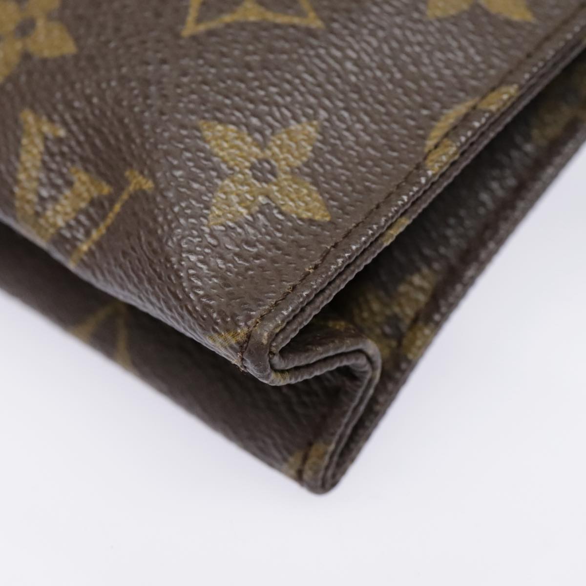 LOUIS VUITTON Monogram Poche Toilette 15 Pouch M47546 LV Auth 91900