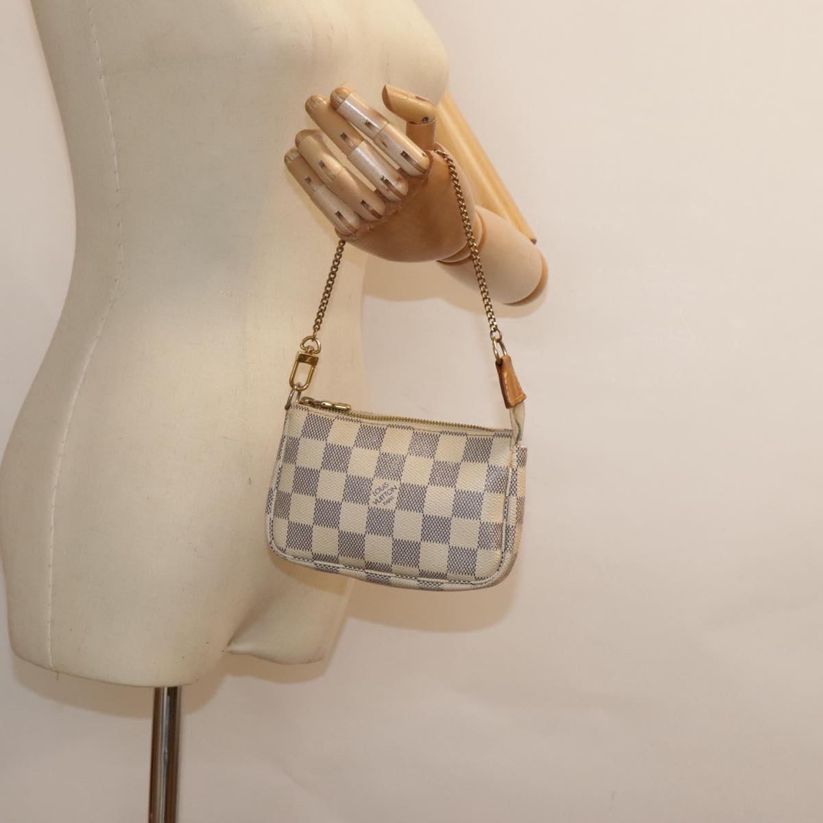 LOUIS VUITTON Damier Azur Mini Pochette Accessoires Pouch N63005 LV Auth 91921