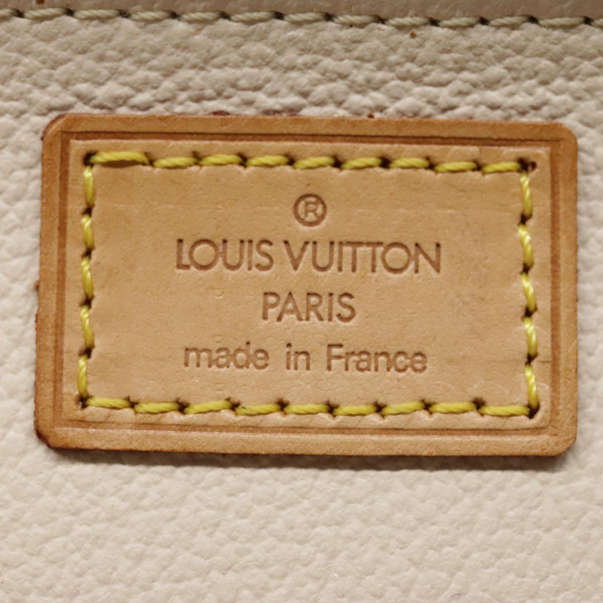 LOUIS VUITTON Monogram Trousse Brush MG Cosmetic Pouch M47505 LV Auth 91937