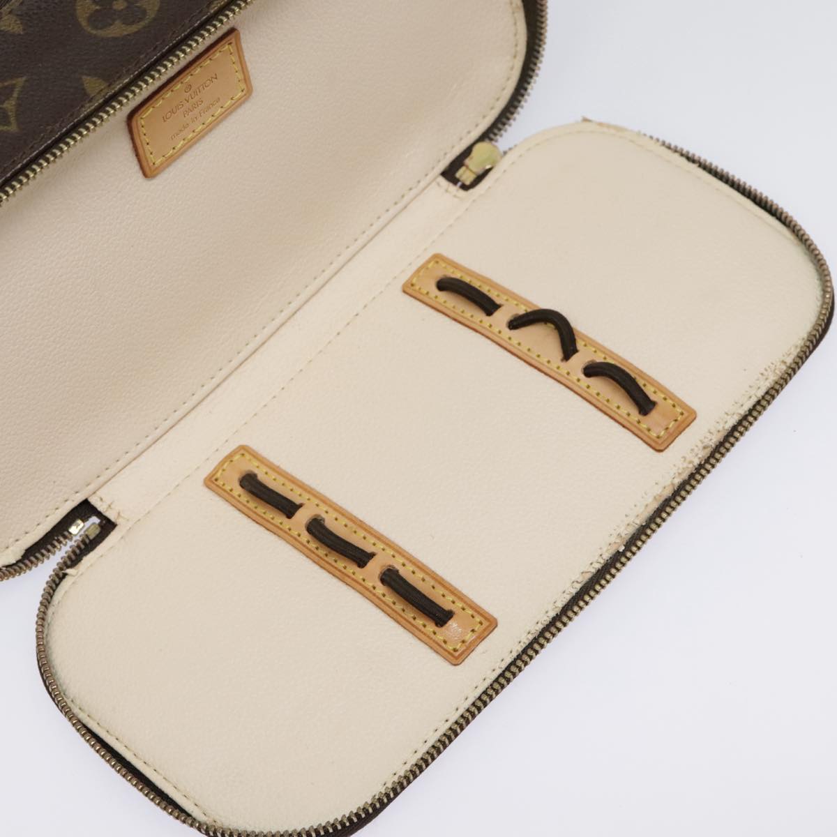 LOUIS VUITTON Monogram Trousse Brush MG Cosmetic Pouch M47505 LV Auth 91937