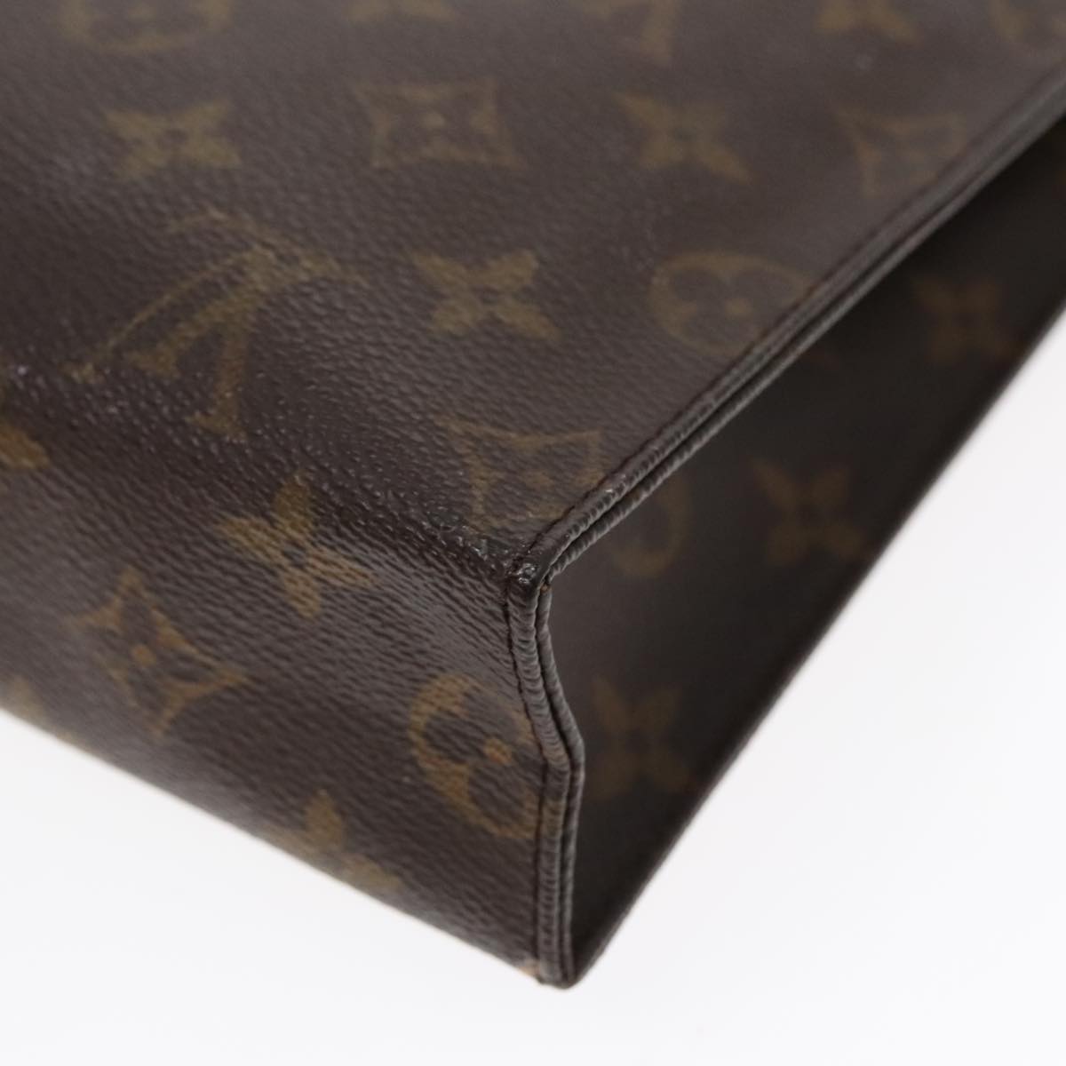 LOUIS VUITTON Monogram Poche Toilette 26 Pouch M47542 LV Auth 91938