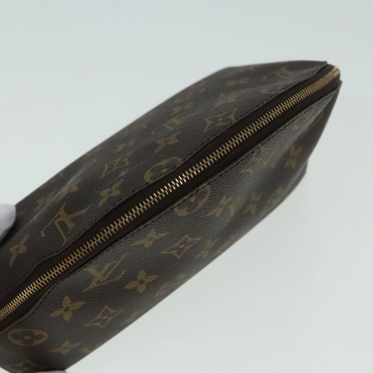 LOUIS VUITTON Monogram Trousse Demi Ronde Cosmetic Pouch M47520 LV Auth 91945