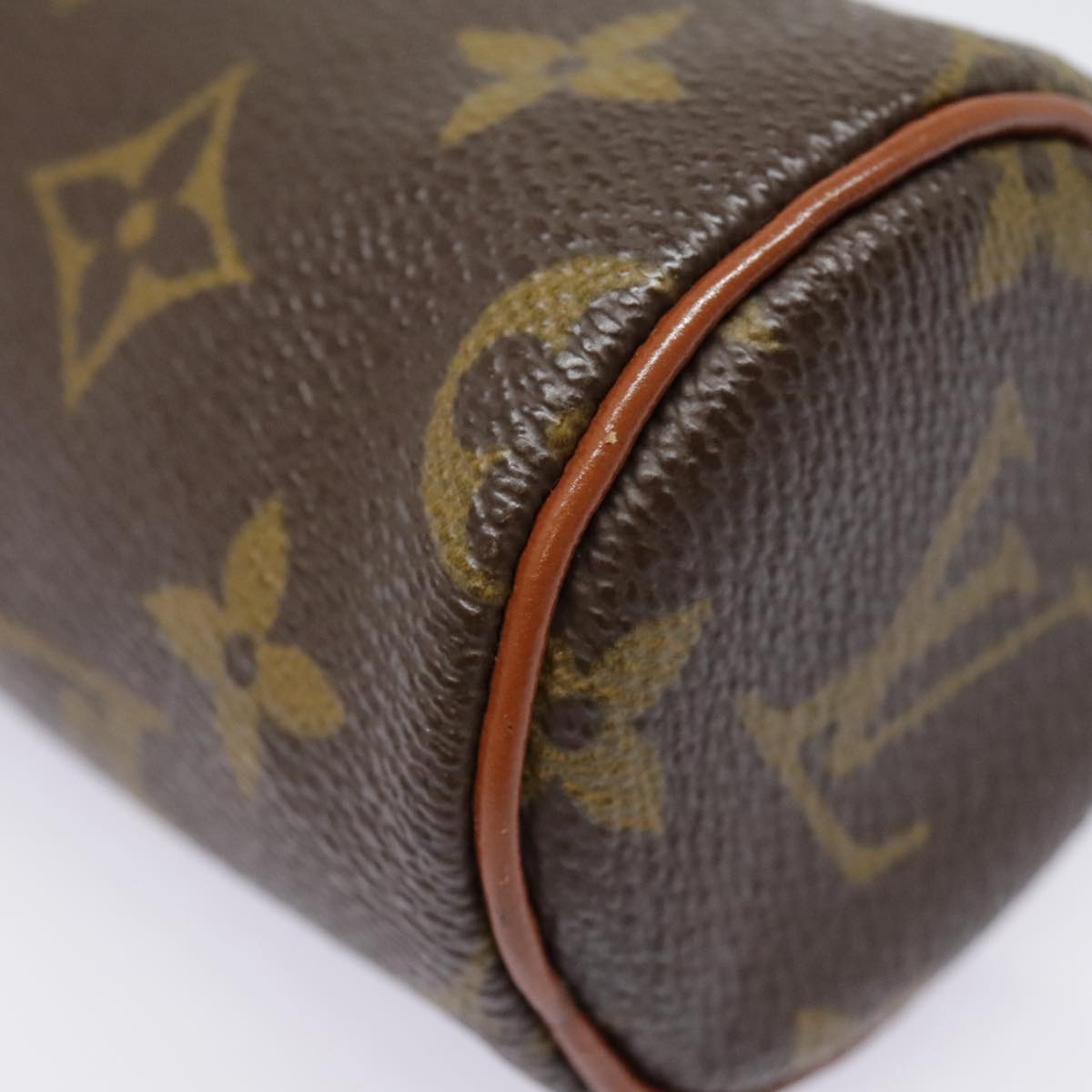 LOUIS VUITTON Monogram Papillon Pouch LV Auth 91978