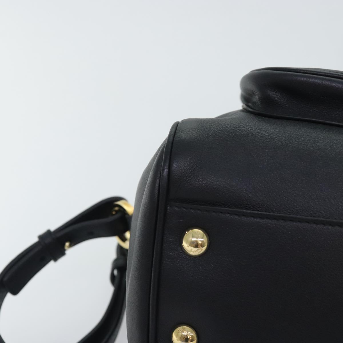 Salvatore Ferragamo Gancini Chain Shoulder Bag Leather Black Gold Auth 92072AV