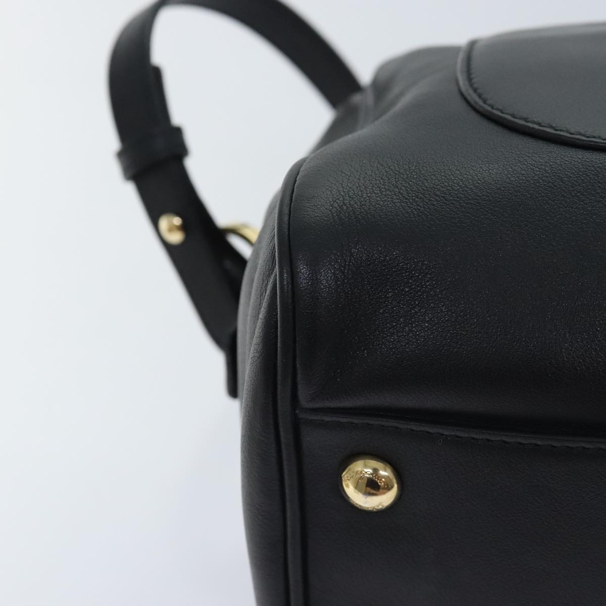 Salvatore Ferragamo Gancini Chain Shoulder Bag Leather Black Gold Auth 92072AV