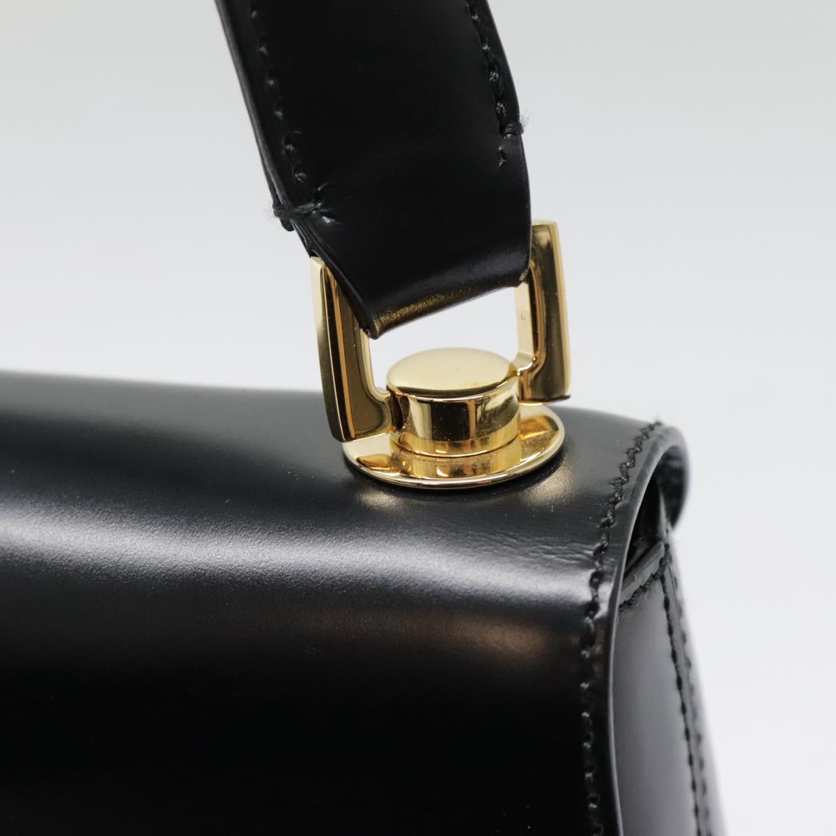 Salvatore Ferragamo Gancini Hand Bag Leather Black Gold Auth 92098