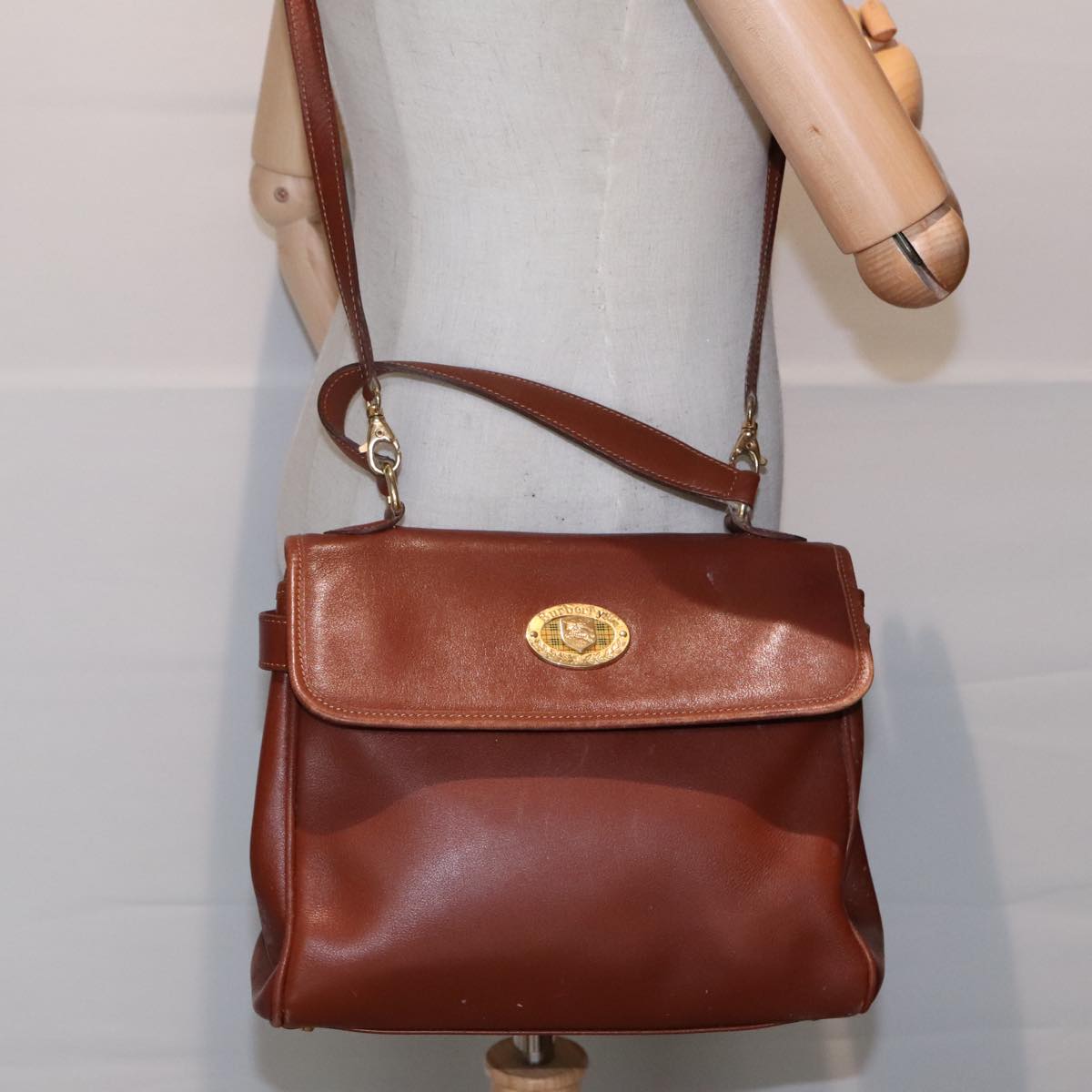 Burberrys Shoulder Bag Leather 2way Brown Gold Auth 92110