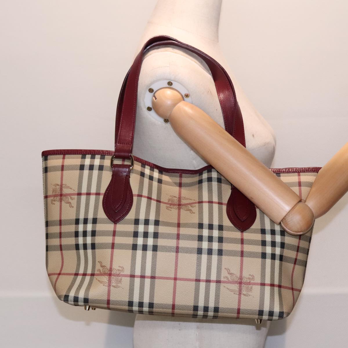 BURBERRY Nova Check Tote Bag PVC Leather Beige Wine Red Gold Auth 92156