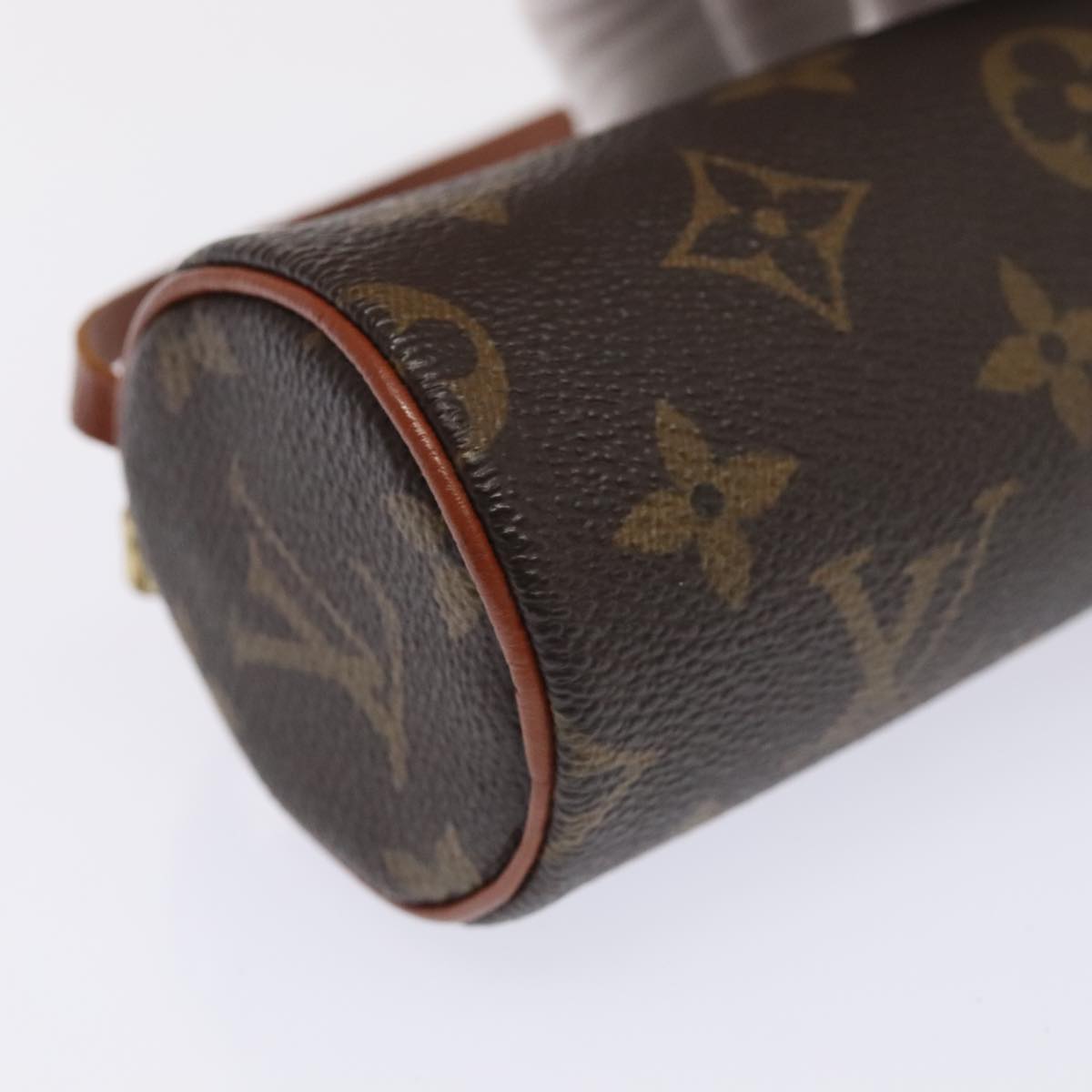 LOUIS VUITTON Monogram Papillon Pouch LV Auth 92206