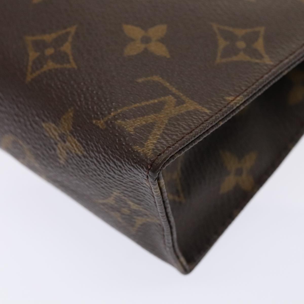 LOUIS VUITTON Monogram Poche Toilette 19 Pouch M47544 LV Auth 92275