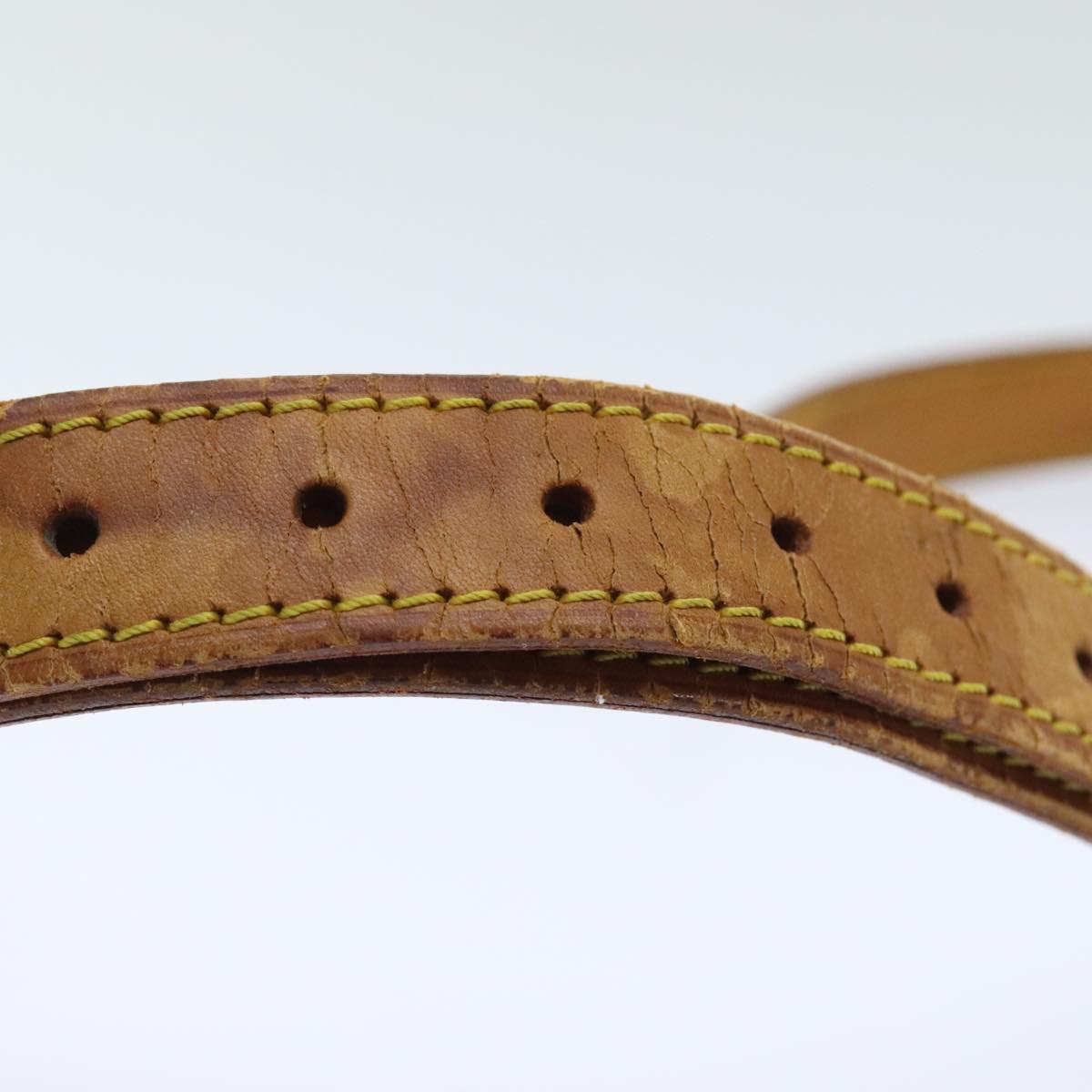 LOUIS VUITTON Adjustable Shoulder Strap Leather 32.3""""""""""""""""-39"""""""""""""""" Beige LV Auth 92287