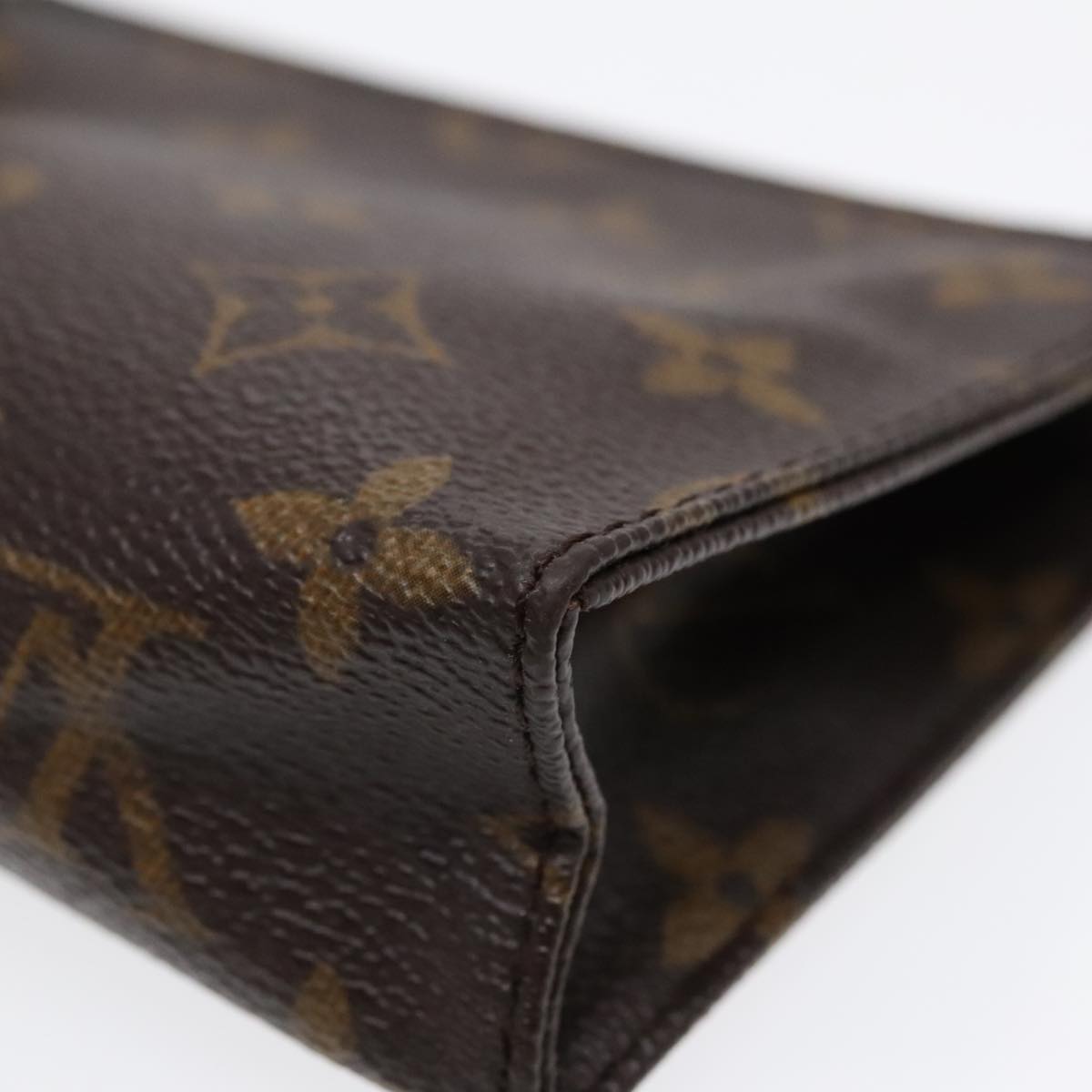 LOUIS VUITTON Monogram Poche Toilette 15 Pouch M47546 LV Auth 92307