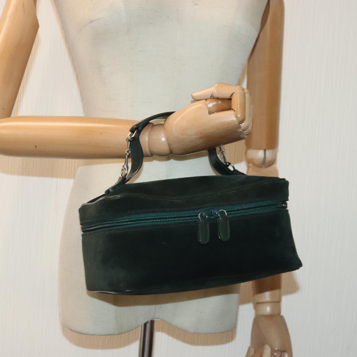 GUCCI Vanity Pouch Suede Green Silver 032 1705 0140 Auth 92325