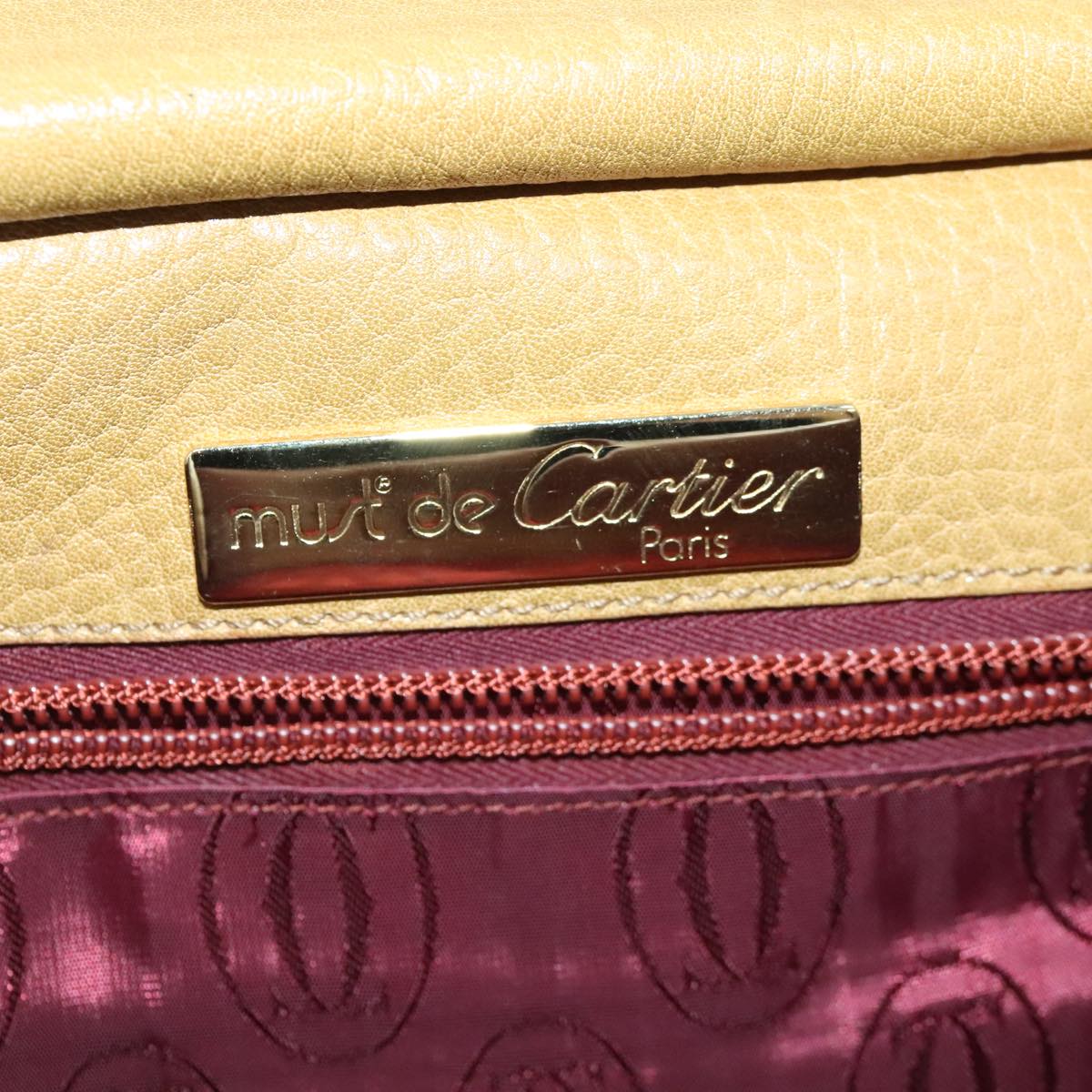 CARTIER Must Line Shoulder Bag Leather Yellow Gold Auth 92327