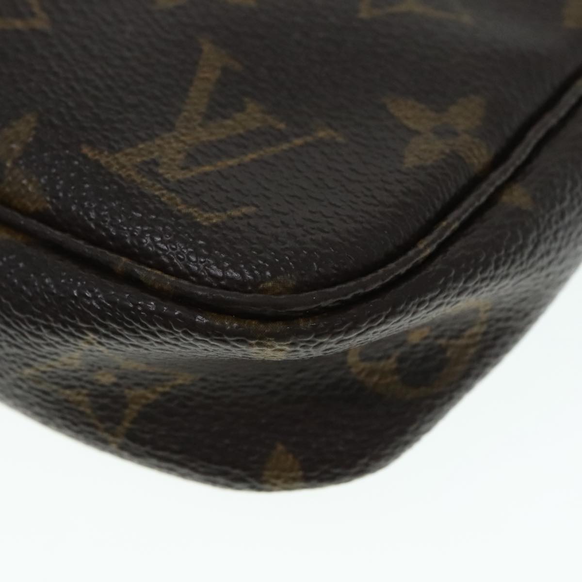 LOUIS VUITTON Monogram Pochette Accessoires Pouch M51980 LV Auth 92415