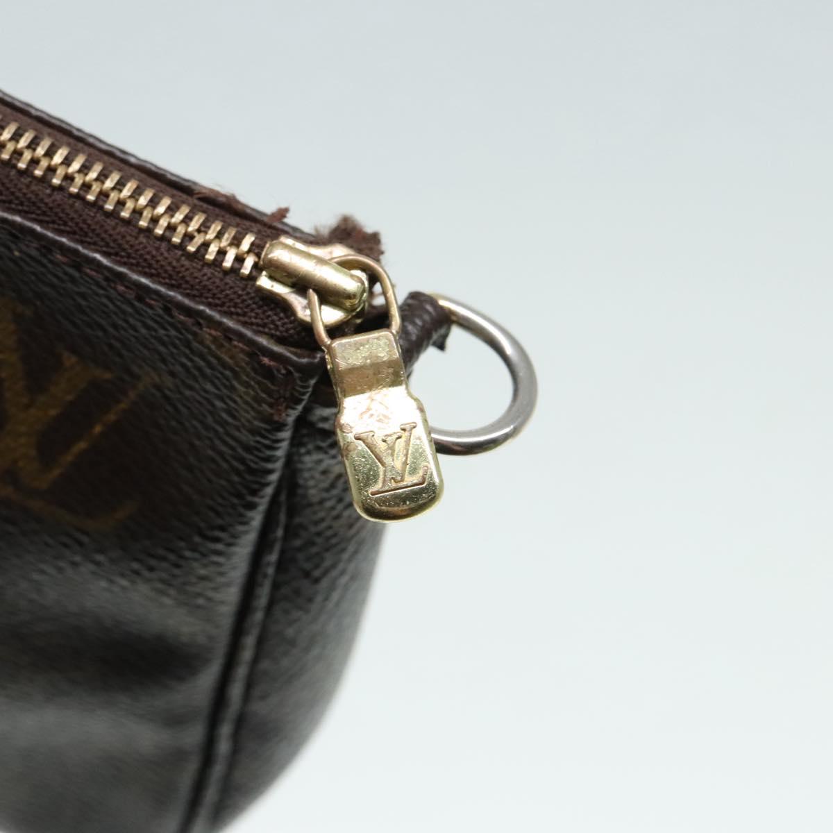 LOUIS VUITTON Monogram Pochette Accessoires Pouch M51980 LV Auth 92415