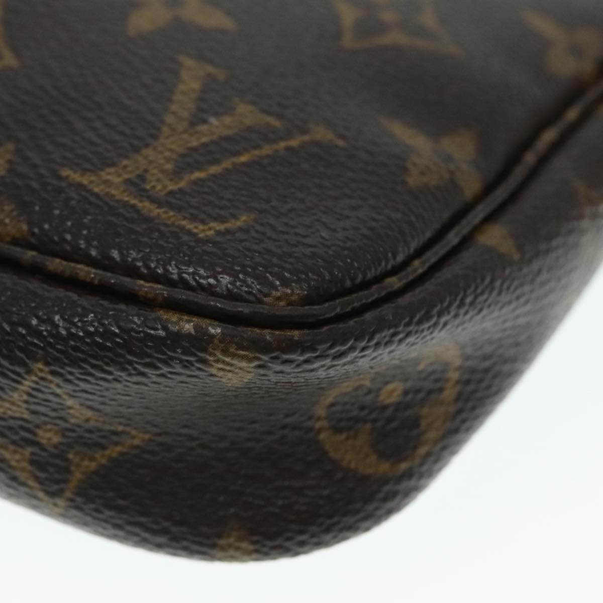 LOUIS VUITTON Monogram Pochette Accessoires Pouch M51980 LV Auth 92415