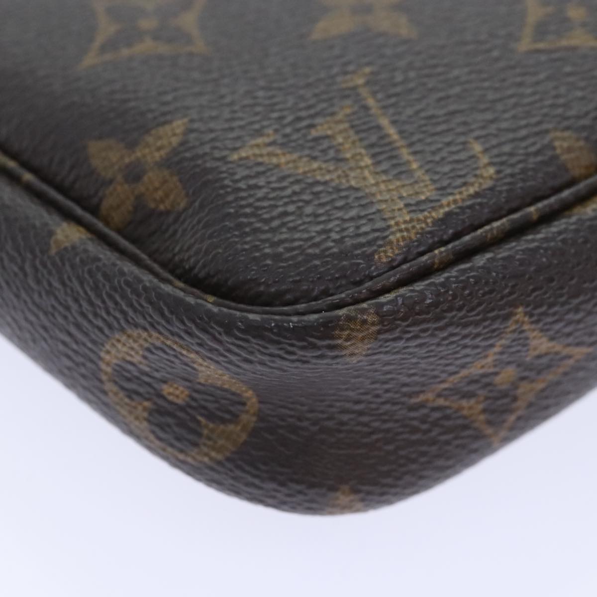 LOUIS VUITTON Monogram Pochette Accessoires Pouch M51980 LV Auth 92518