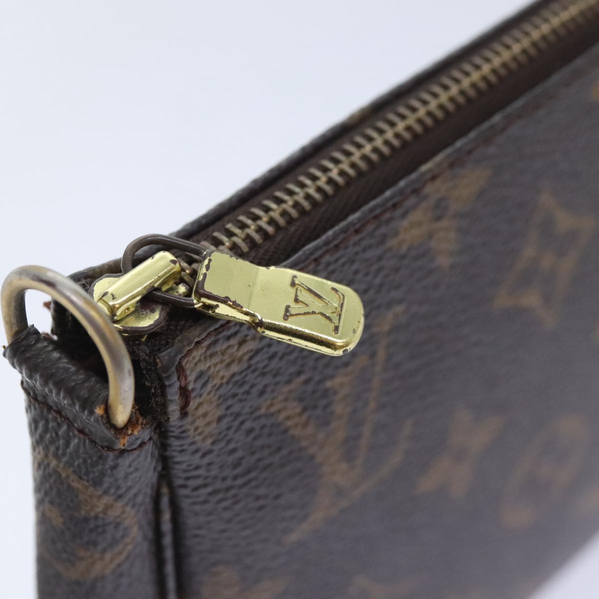 LOUIS VUITTON Monogram Pochette Accessoires Pouch M51980 LV Auth 92518