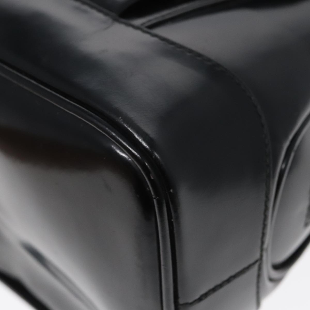 GUCCI Shoulder Bag Patent leather Black Gold 001 2214 1649 Auth 92605