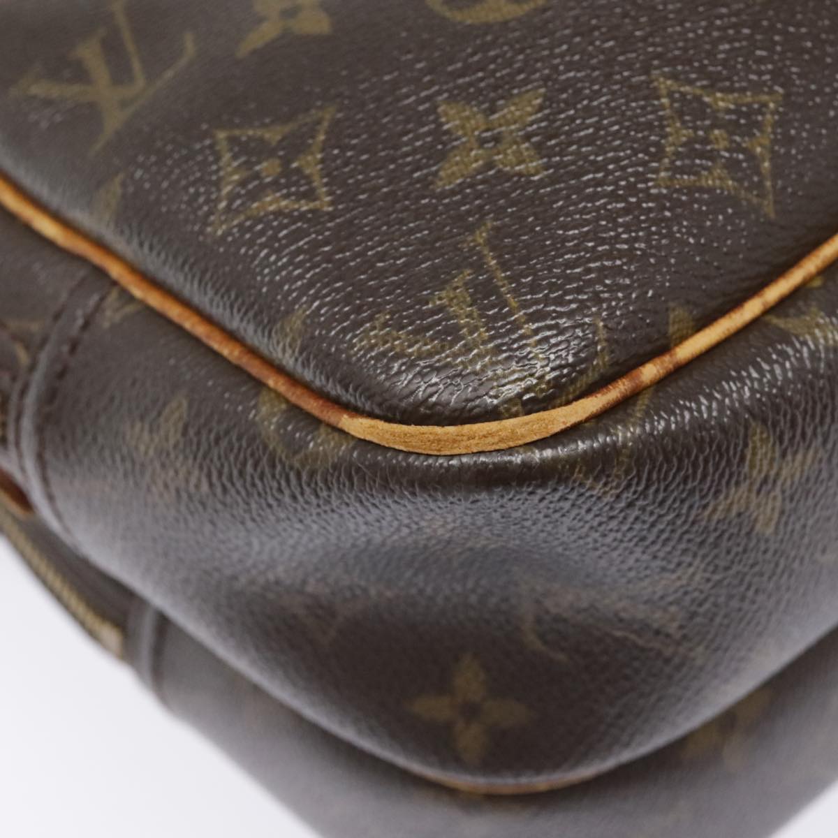 LOUIS VUITTON Monogram Reporter PM Shoulder Bag M45254 LV Auth 92614