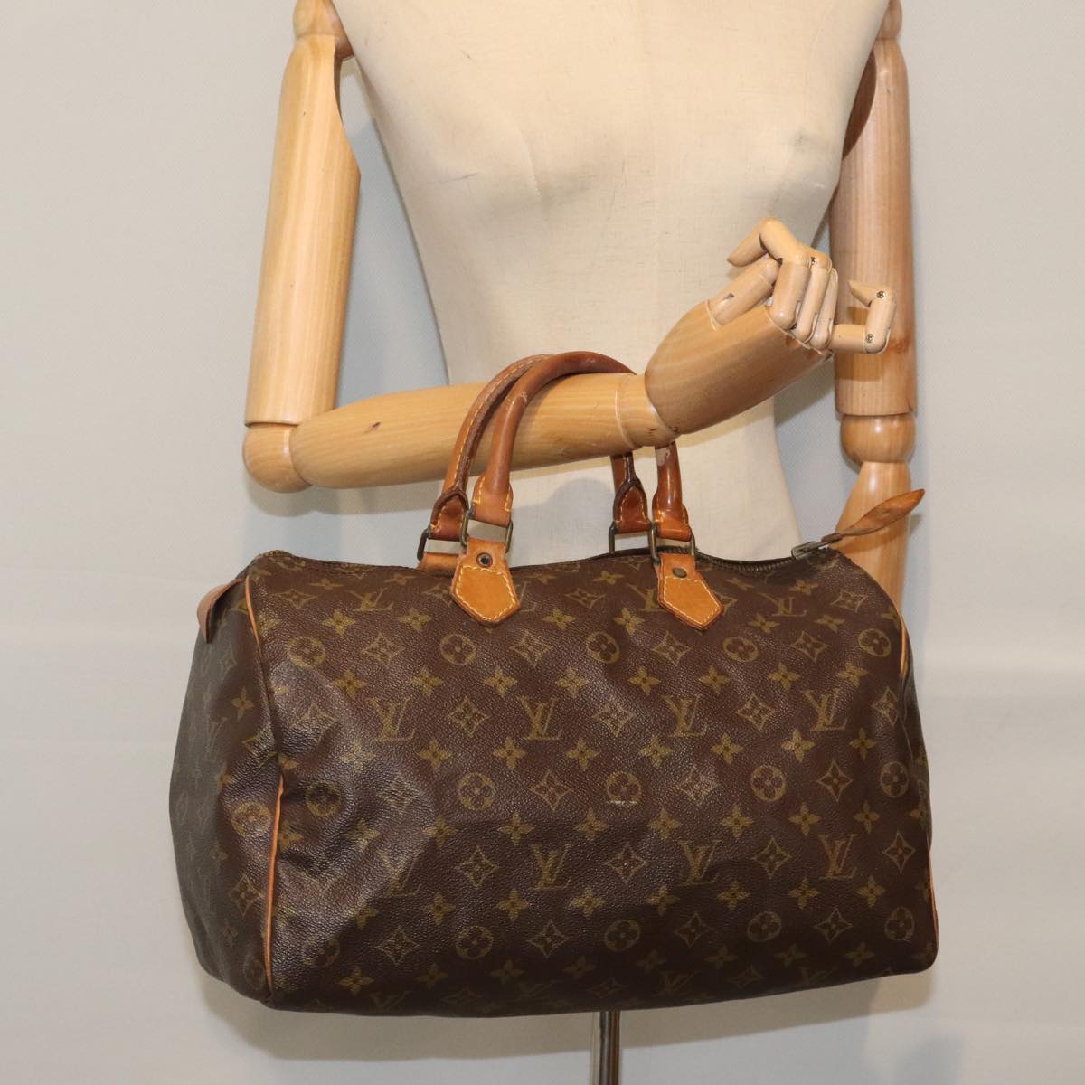 LOUIS VUITTON Monogram Speedy 35 Hand Bag M41524 LV Auth 92626