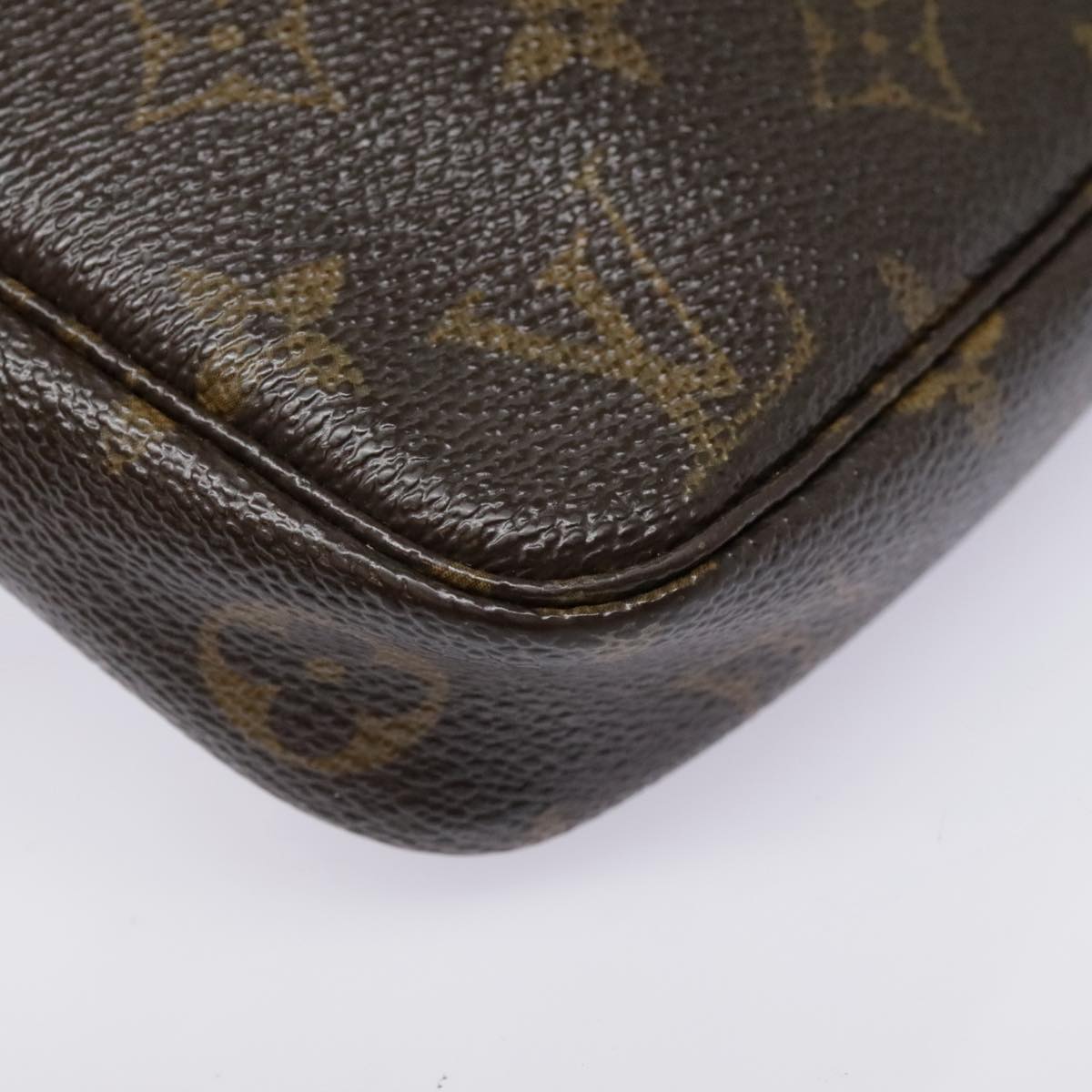 LOUIS VUITTON Monogram Pochette Accessoires Pouch M51980 LV Auth 92706