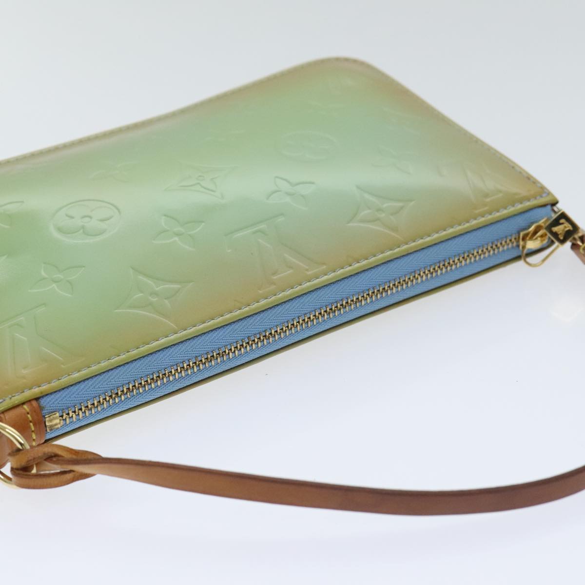 LOUIS VUITTON Monogram Vernis Lexington Pouch Baby Blue M91011 LV Auth 92709