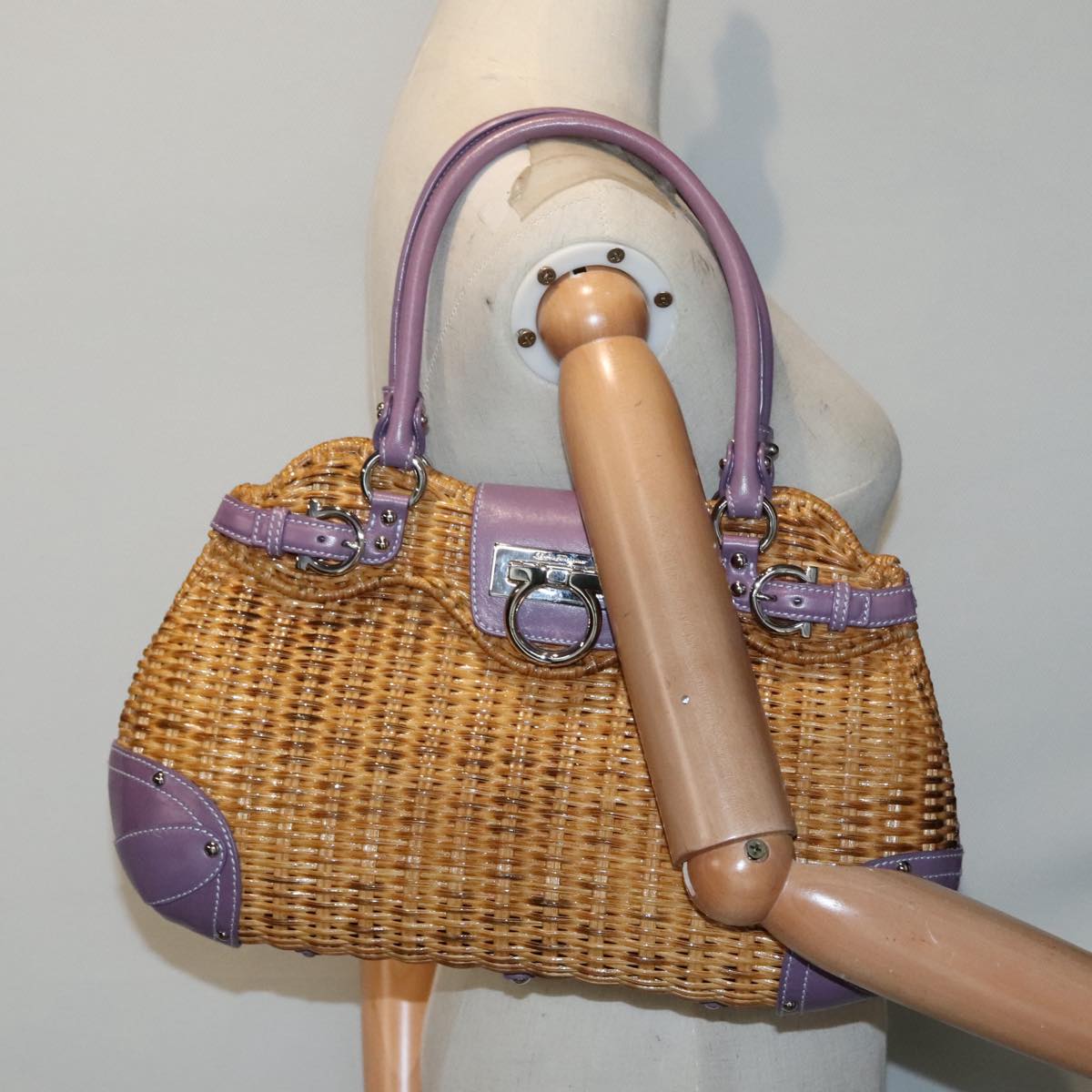 Salvatore Ferragamo Gancini Hand Bag Wicker Beige Purple Silver Auth 92821