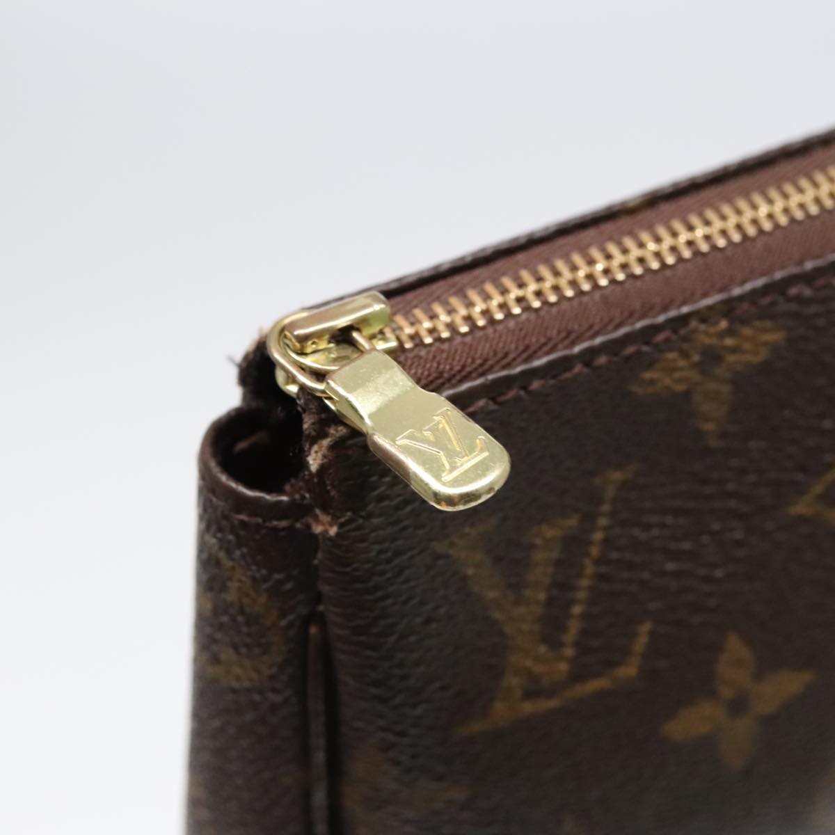 LOUIS VUITTON Monogram Pochette Accessoires Pouch M51980 LV Auth 92824