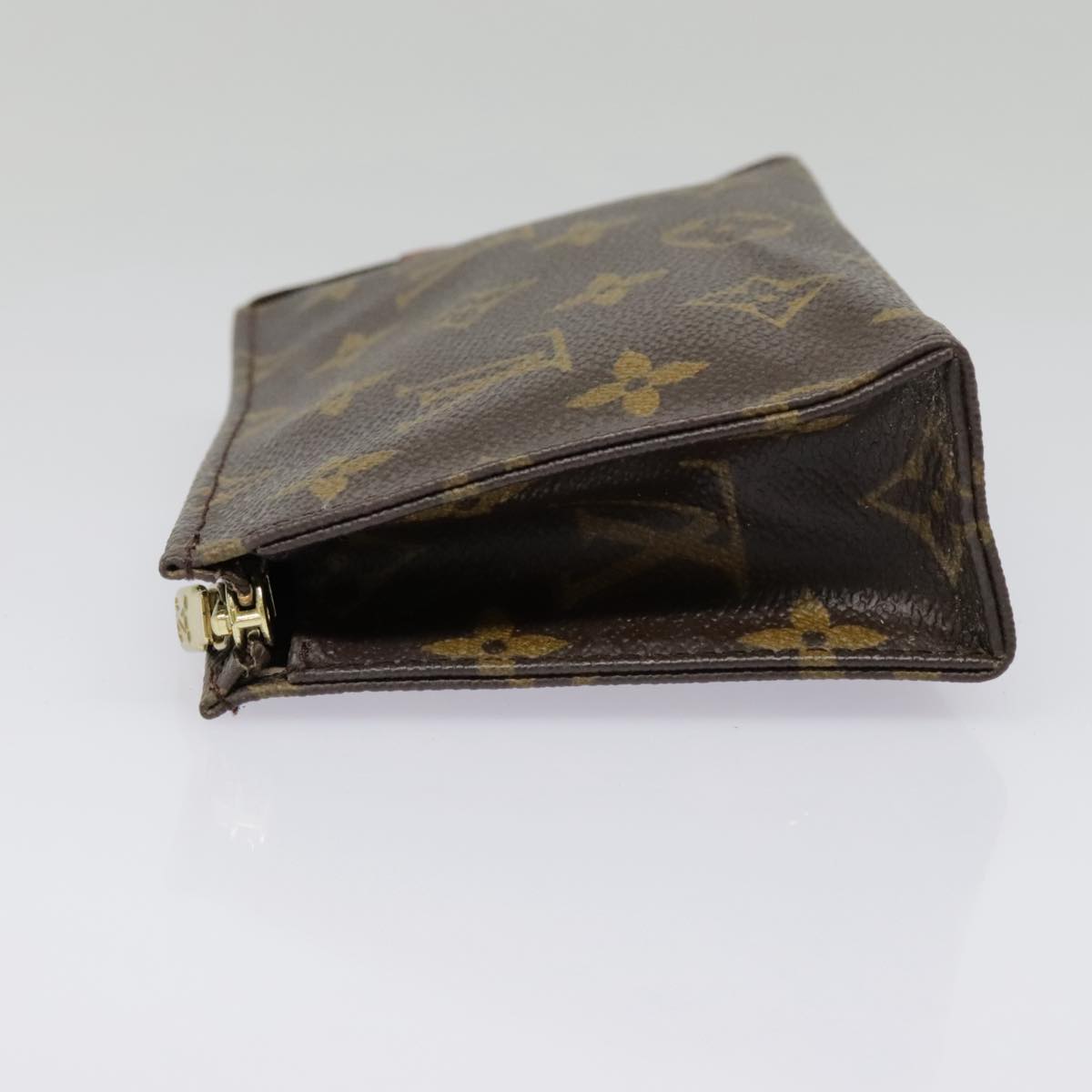 LOUIS VUITTON Monogram Poche Toilette 15 Pouch M47546 LV Auth 92851