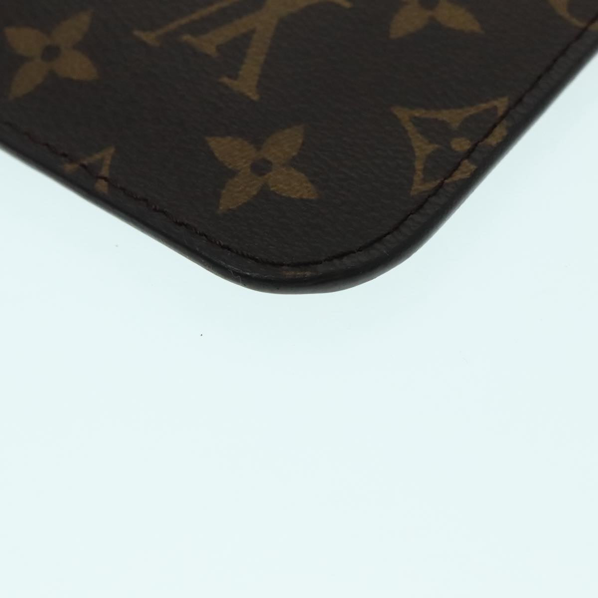 LOUIS VUITTON Monogram World Tour Neverfull MM Pouch M42844 LV Auth 92896