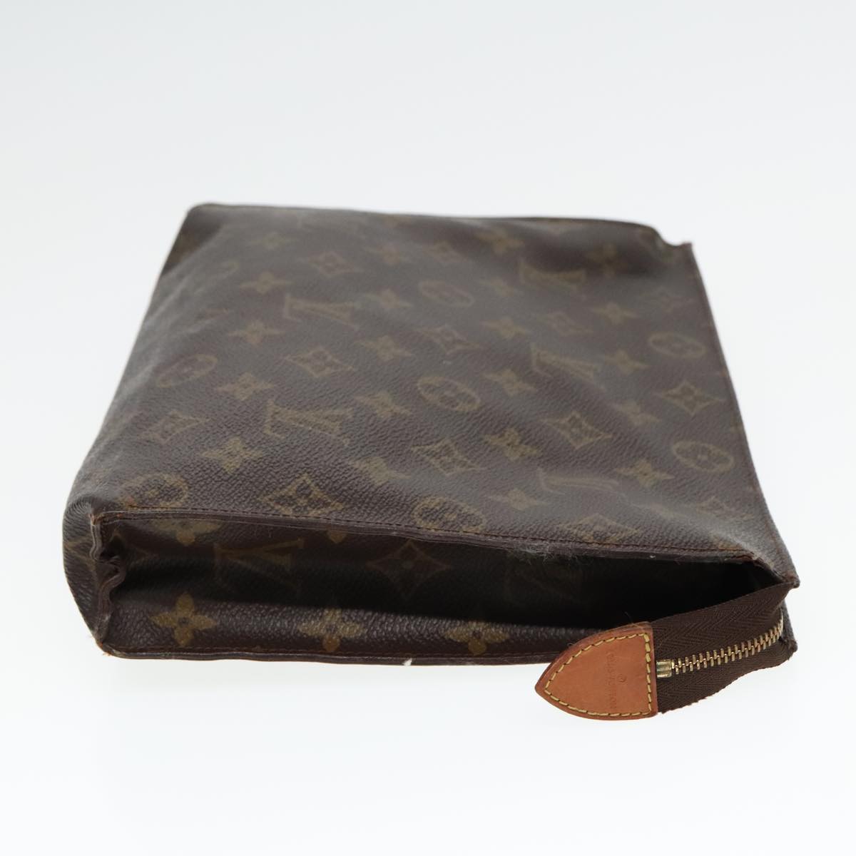 LOUIS VUITTON Monogram Poche Toilette 26 Pouch M47542 LV Auth 92897