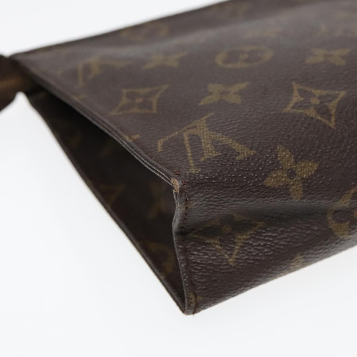 LOUIS VUITTON Monogram Poche Toilette 19 Pouch M47544 LV Auth 92991