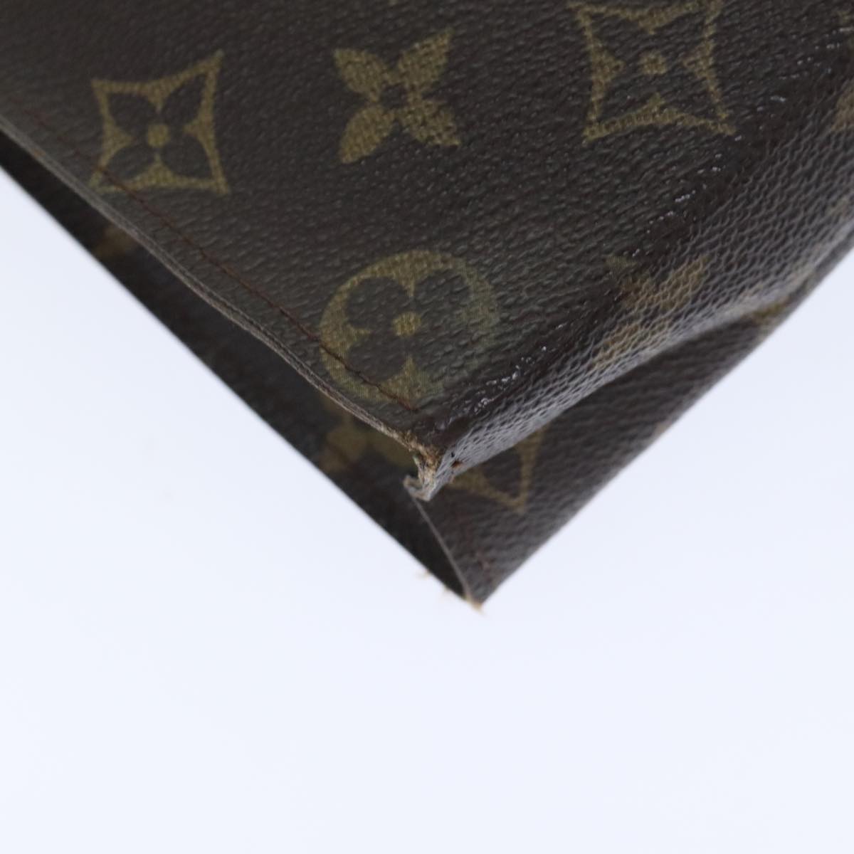 LOUIS VUITTON Monogram Poche Toilette 26 Pouch M47542 LV Auth 93006