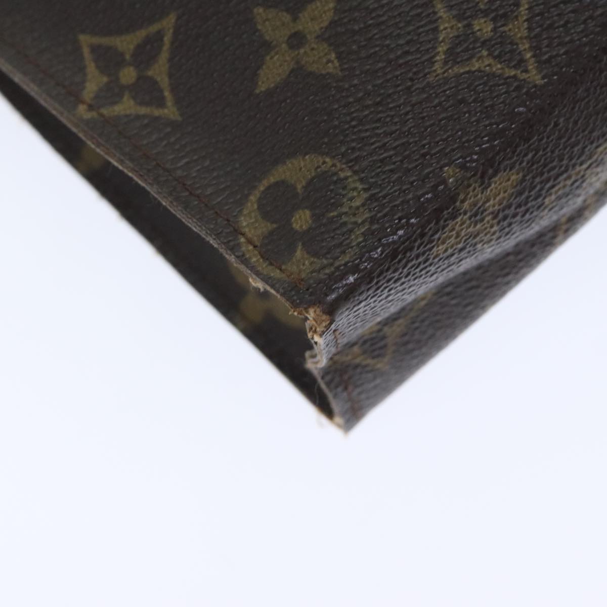 LOUIS VUITTON Monogram Poche Toilette 26 Pouch M47542 LV Auth 93006