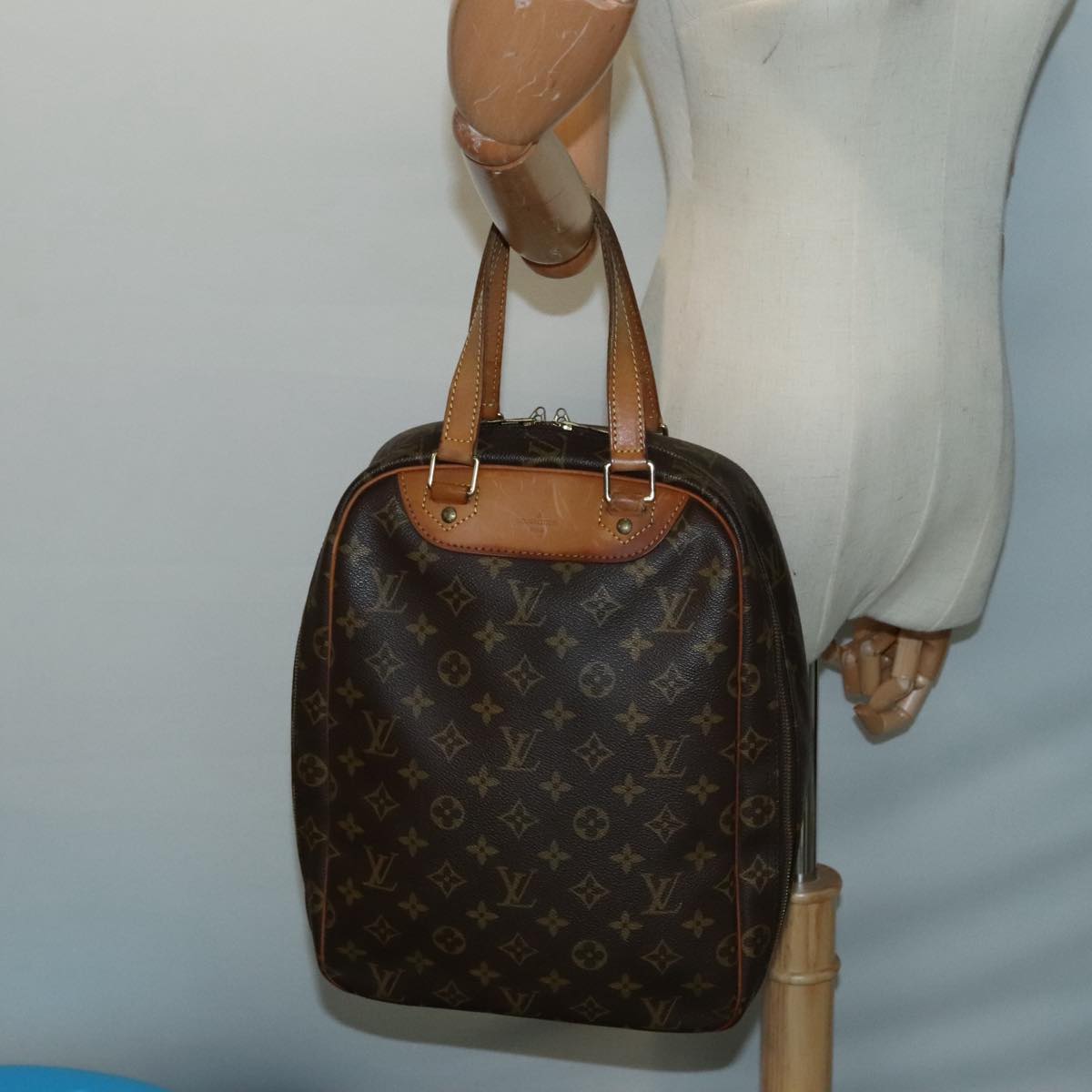 LOUIS VUITTON Monogram Excursion Hand Bag M41450 LV Auth 93169