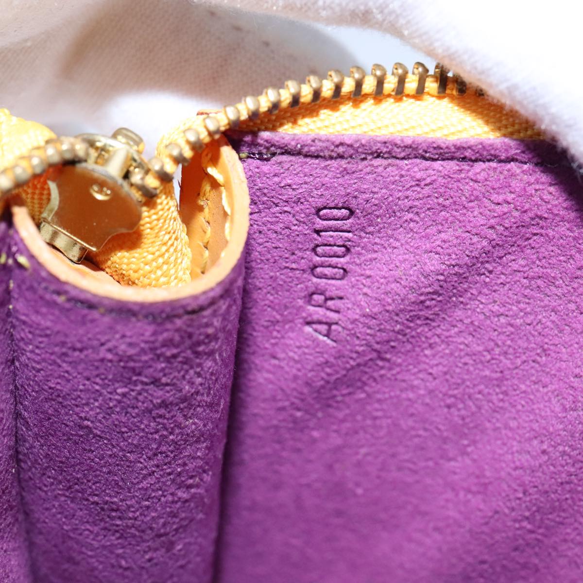 LOUIS VUITTON Epi Pochette Accessoires Pouch Yellow M52989 LV Auth 93274V