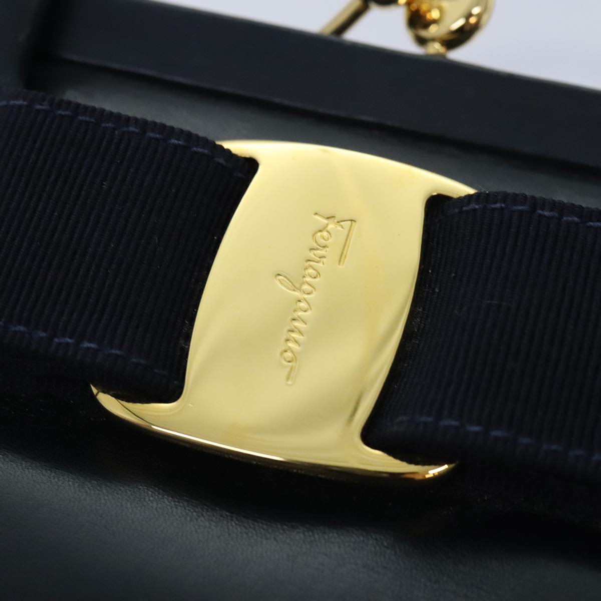 Salvatore Ferragamo Vala Hand Bag Leather Navy Gold Auth 93311