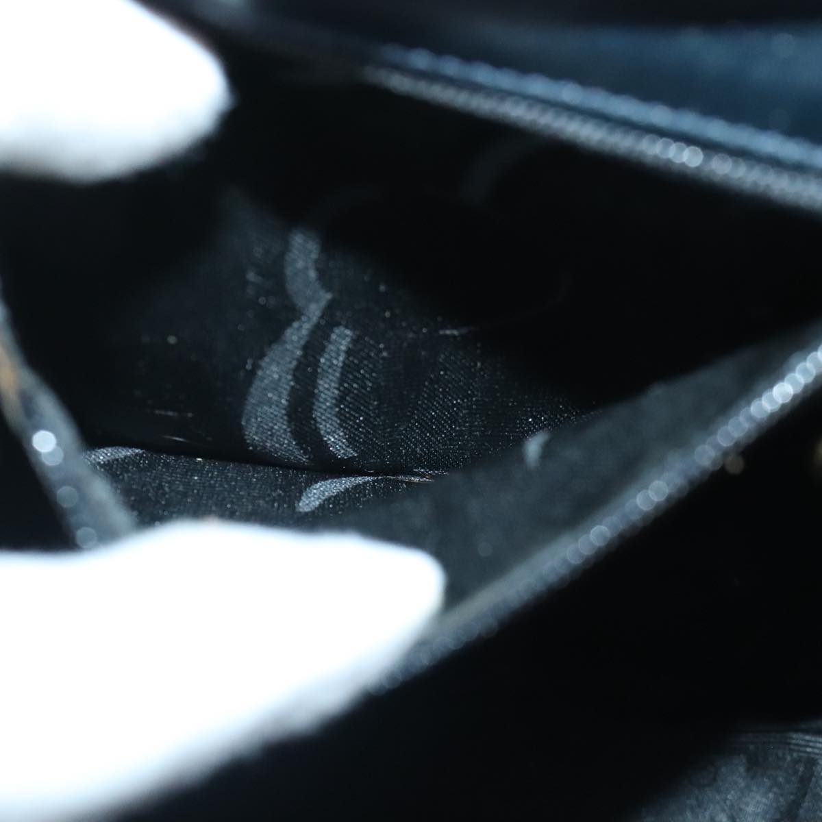 Salvatore Ferragamo Vala Hand Bag Leather Navy Gold Auth 93311