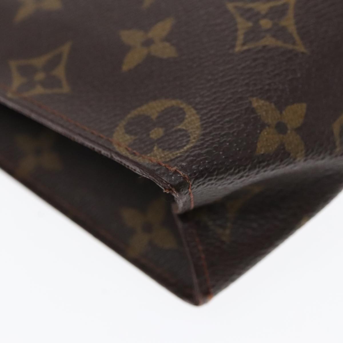 LOUIS VUITTON Monogram Poche Toilette 26 Pouch M47542 LV Auth 93429