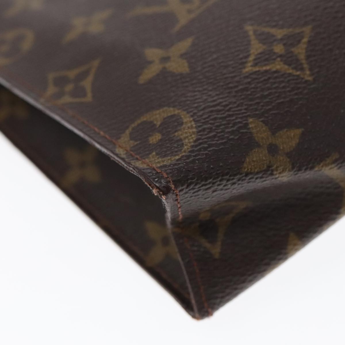 LOUIS VUITTON Monogram Poche Toilette 26 Pouch M47542 LV Auth 93429