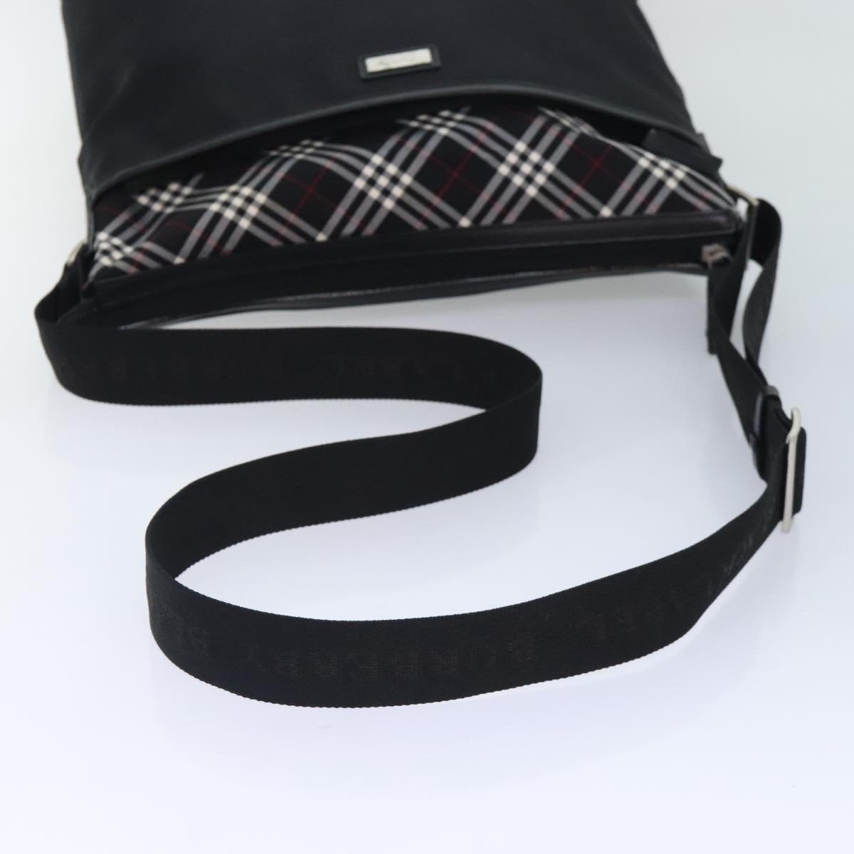 BURBERRY Nova Check Black label Shoulder Bag Nylon Black Auth 93533