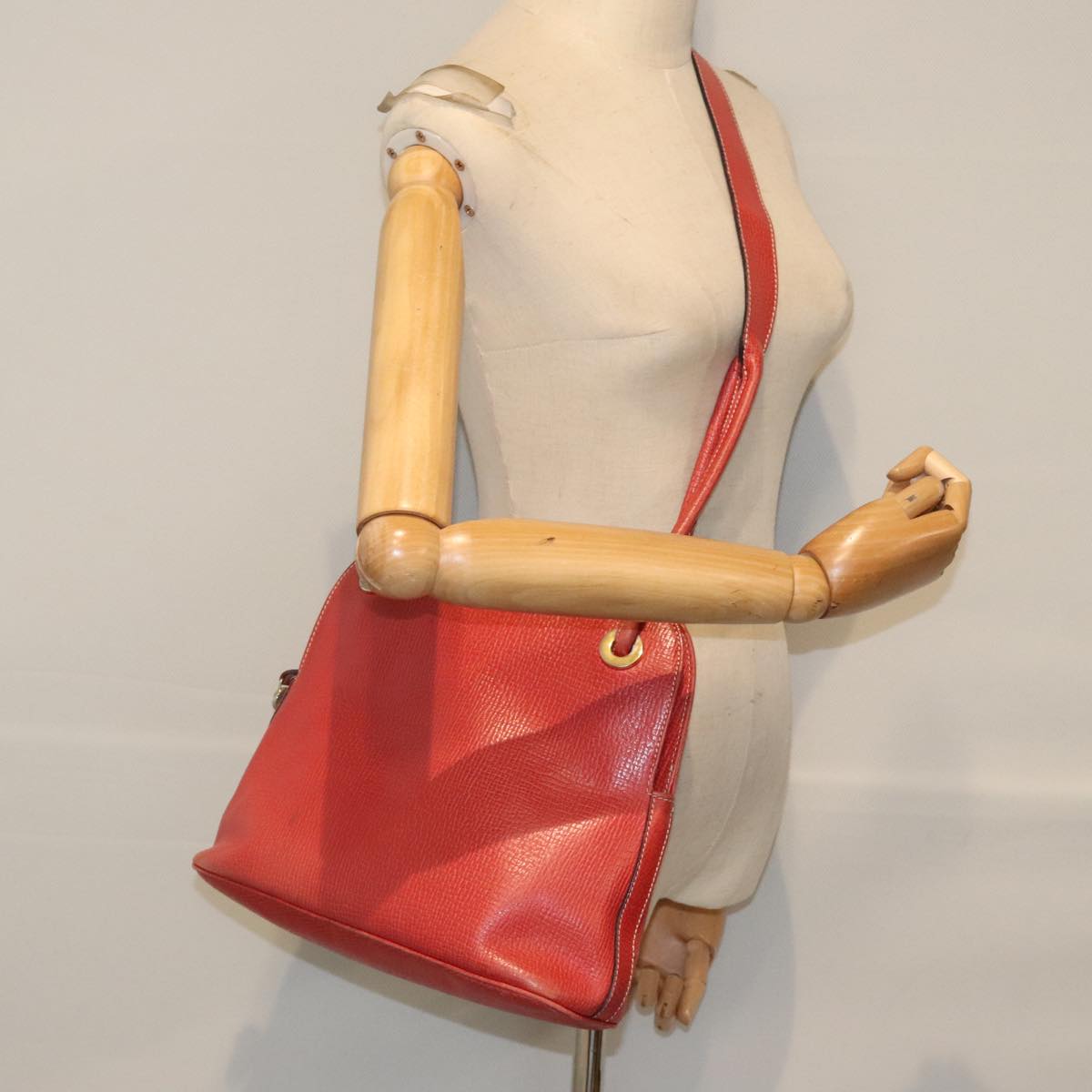 LOEWE Shoulder Bag Leather Red Gold Auth 93551