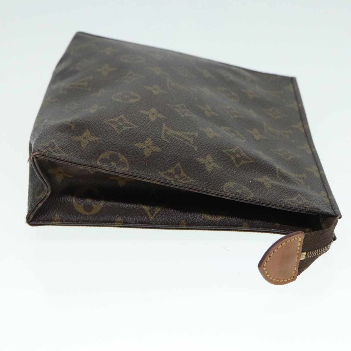 LOUIS VUITTON Monogram Poche Toilette 26 Pouch M47542 LV Auth 93552