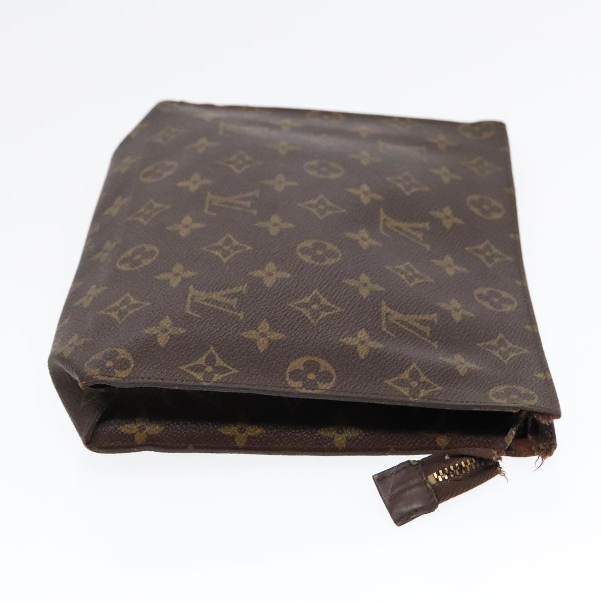 LOUIS VUITTON Monogram Poche Toilette 26 Pouch M47542 LV Auth 93606