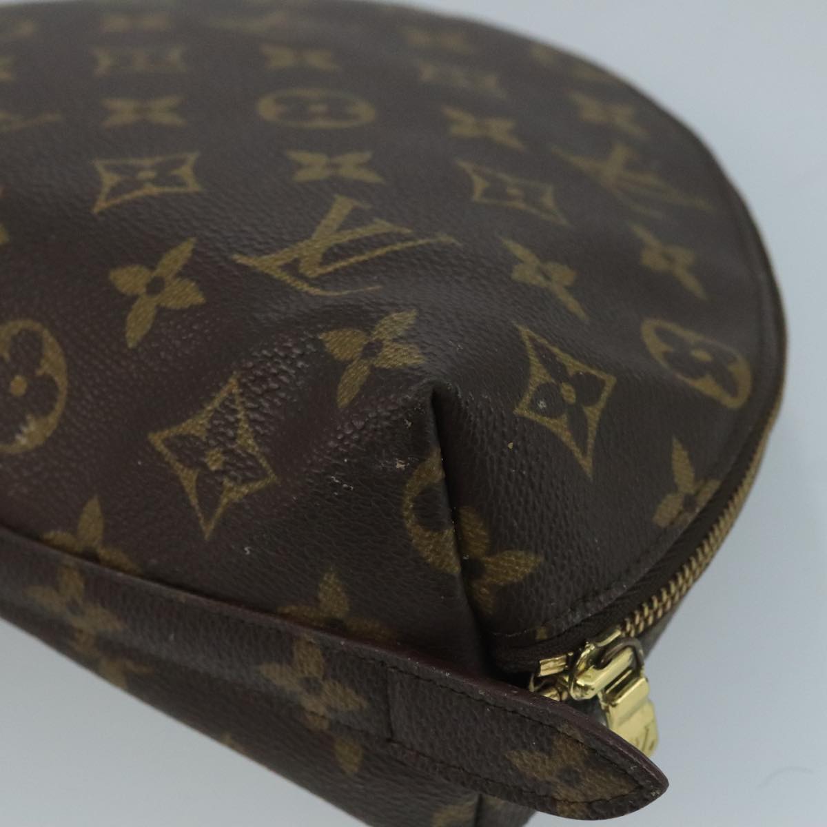 LOUIS VUITTON Monogram Trousse Demi Ronde Cosmetic Pouch M47520 LV Auth 93624